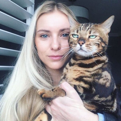 How To Take a Selfie with Your Cat